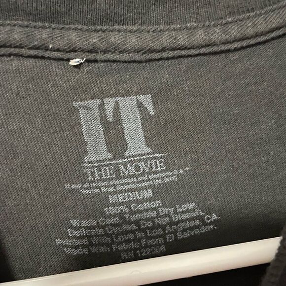 Stephen King “IT” t-shirt - Picture 2 of 3